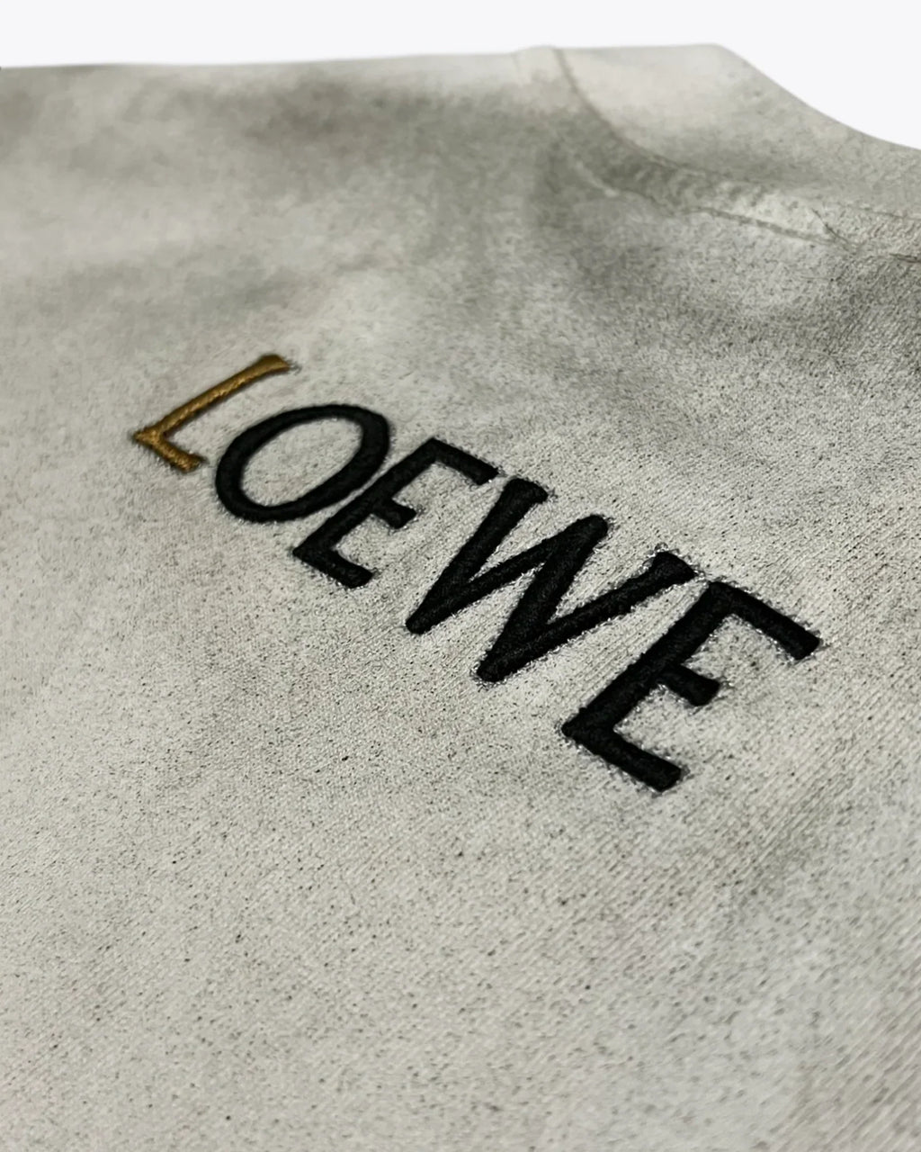 Loewe – Černé/zlaté tričko s vyšívaným logem – špinavě bílé