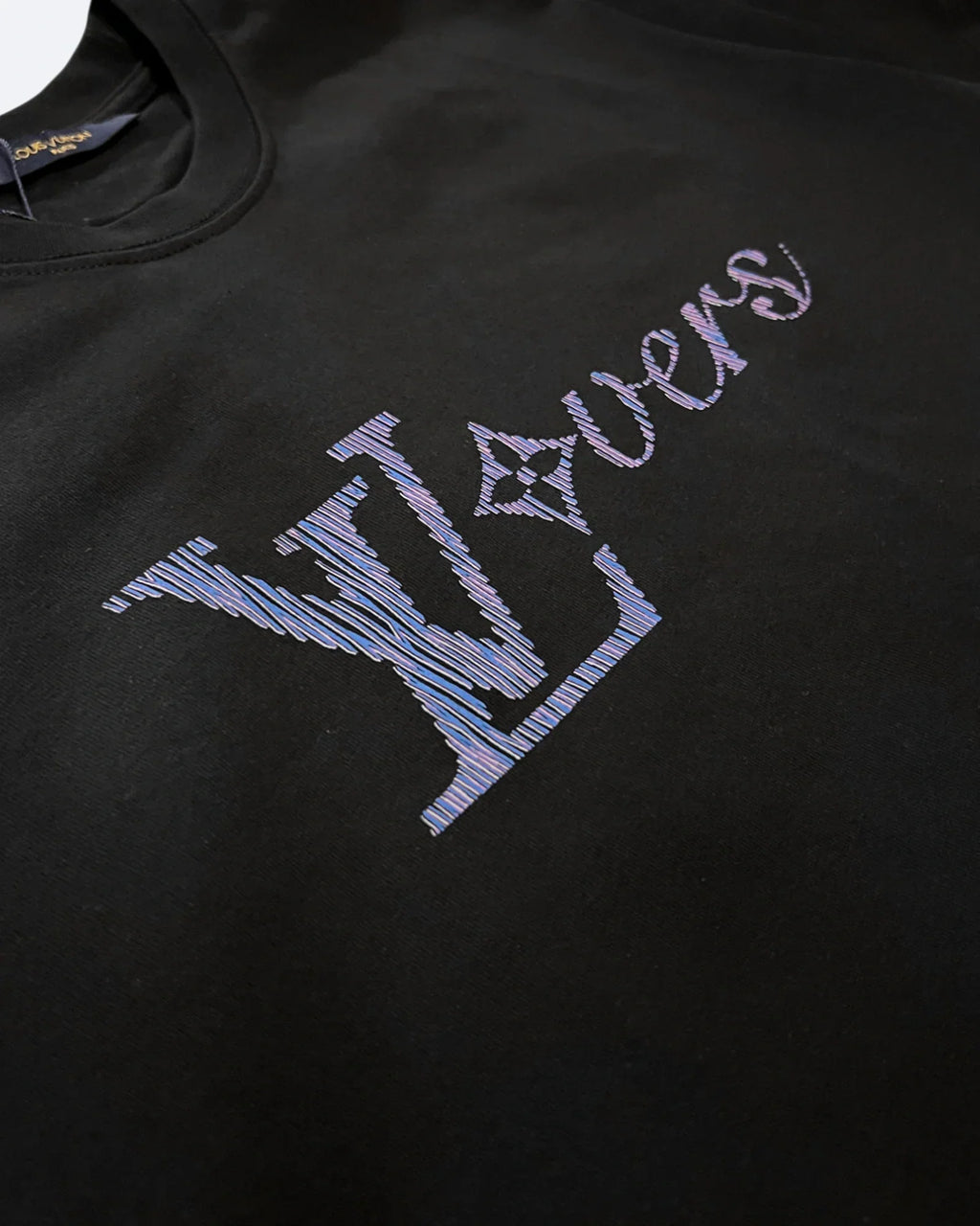 Louis Vuitton - tričko s logem Lovers Stripes - černé