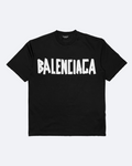 Balenciaga – černé tričko s potiskem ve stylu bílé pásky a se sepraným vzhledem