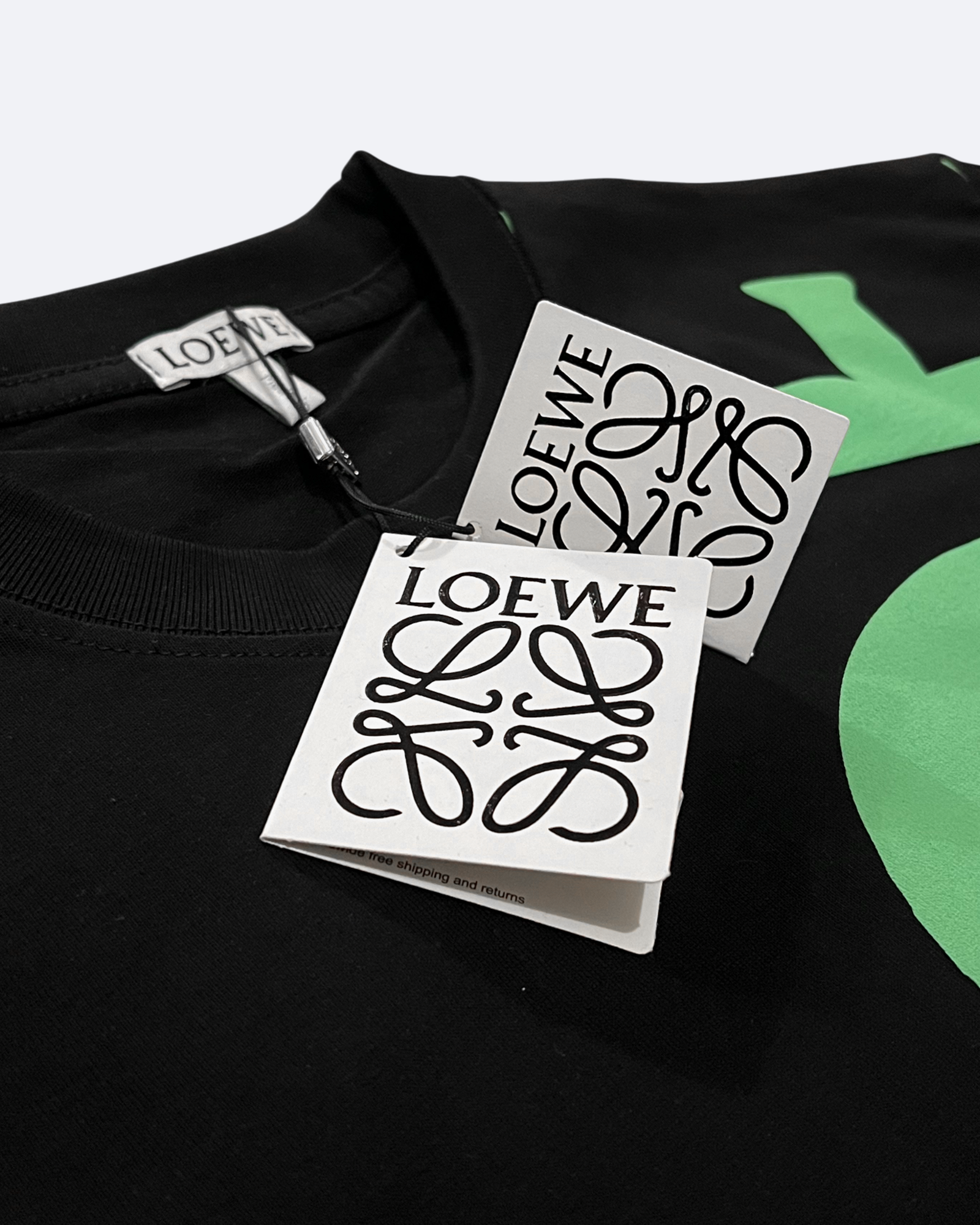 Loewe – Tričko s logem na boku – černé