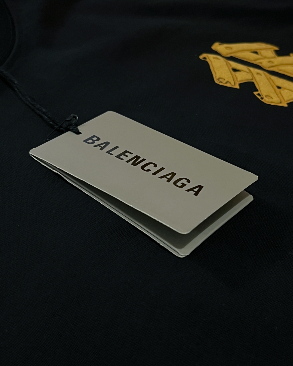 Balenciaga – Žluté tričko s logem Plank – Černé