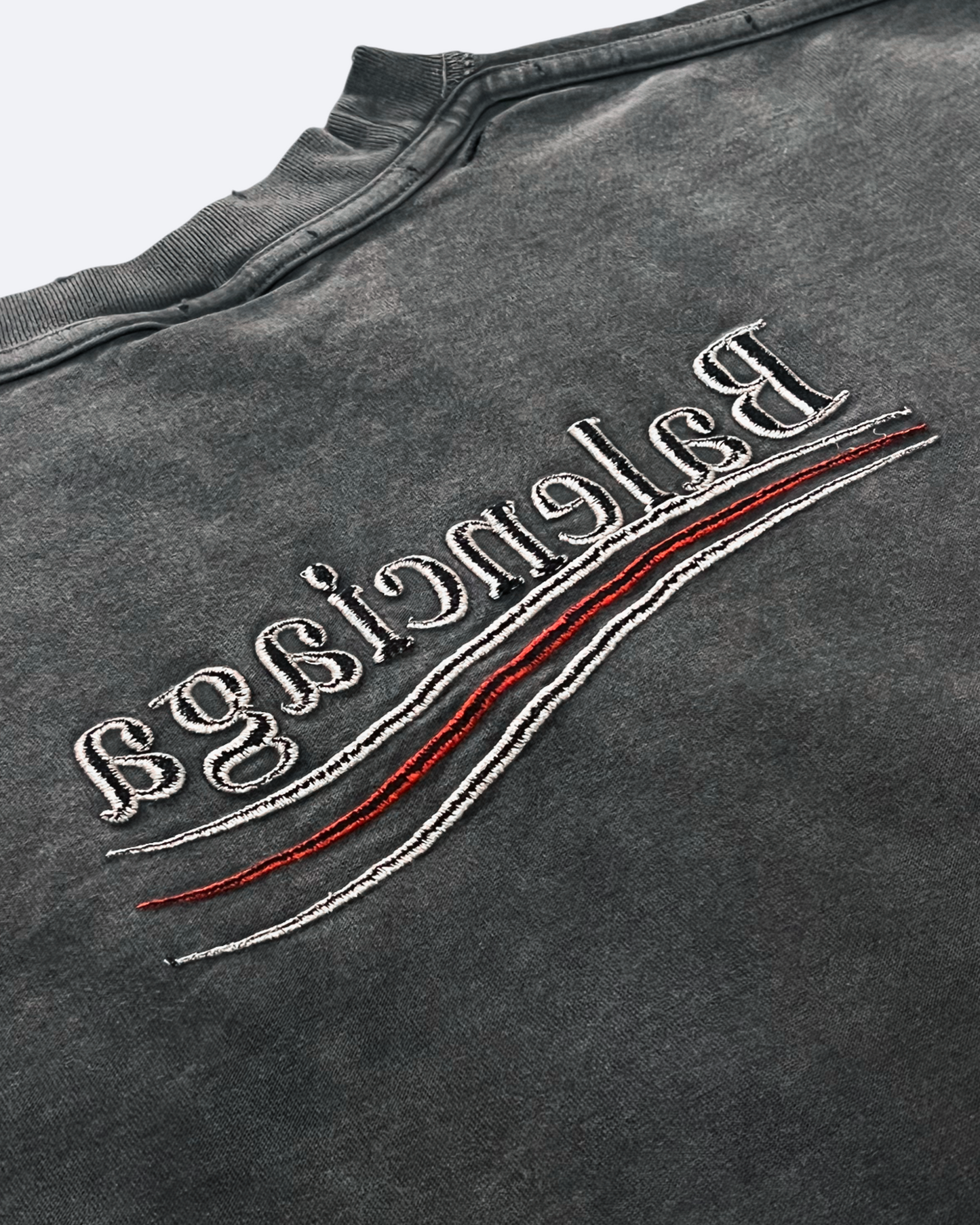 Balenciaga – tričko s obrácenou výšivkou – tmavě šedá