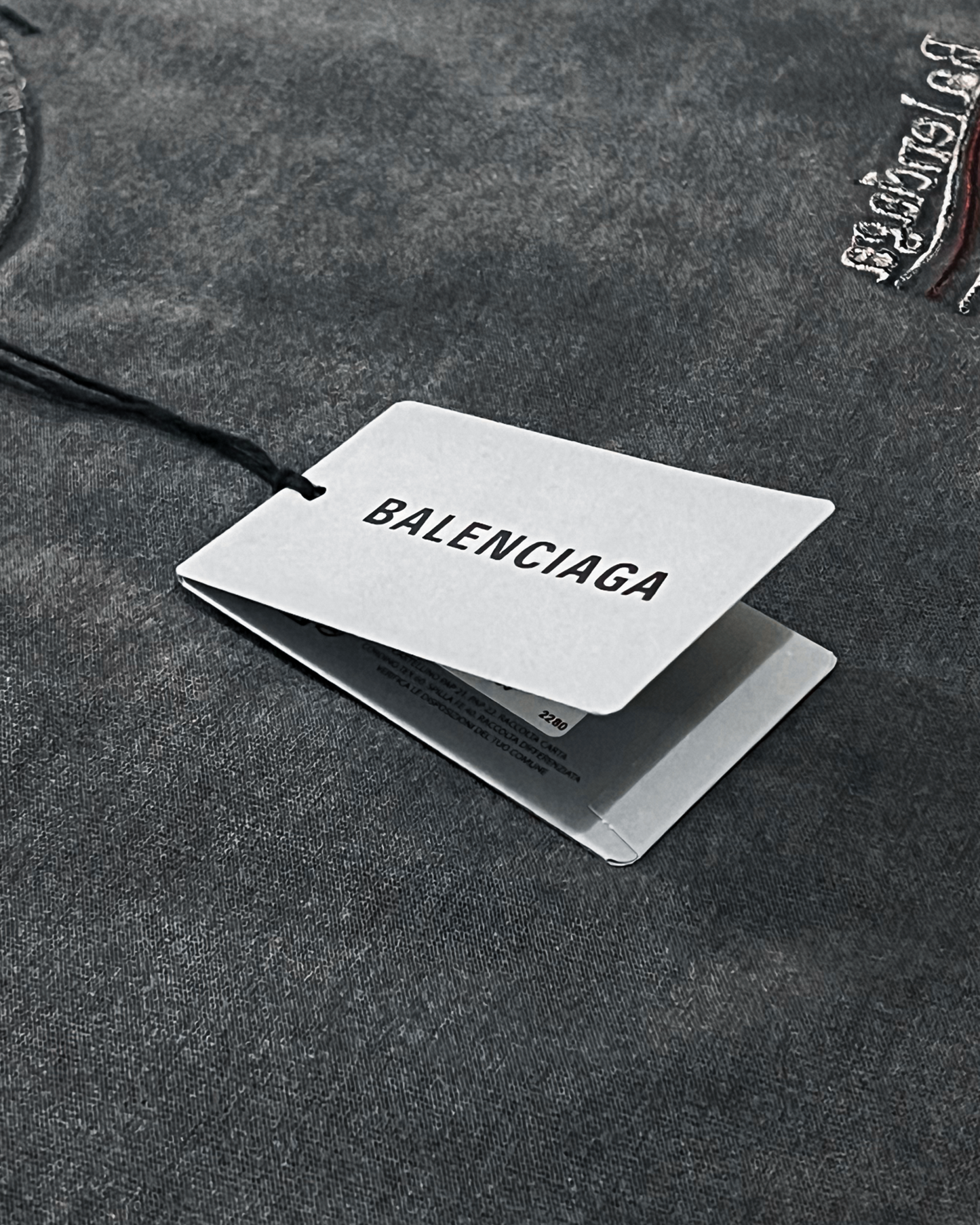 Balenciaga – tričko s obrácenou výšivkou – tmavě šedá