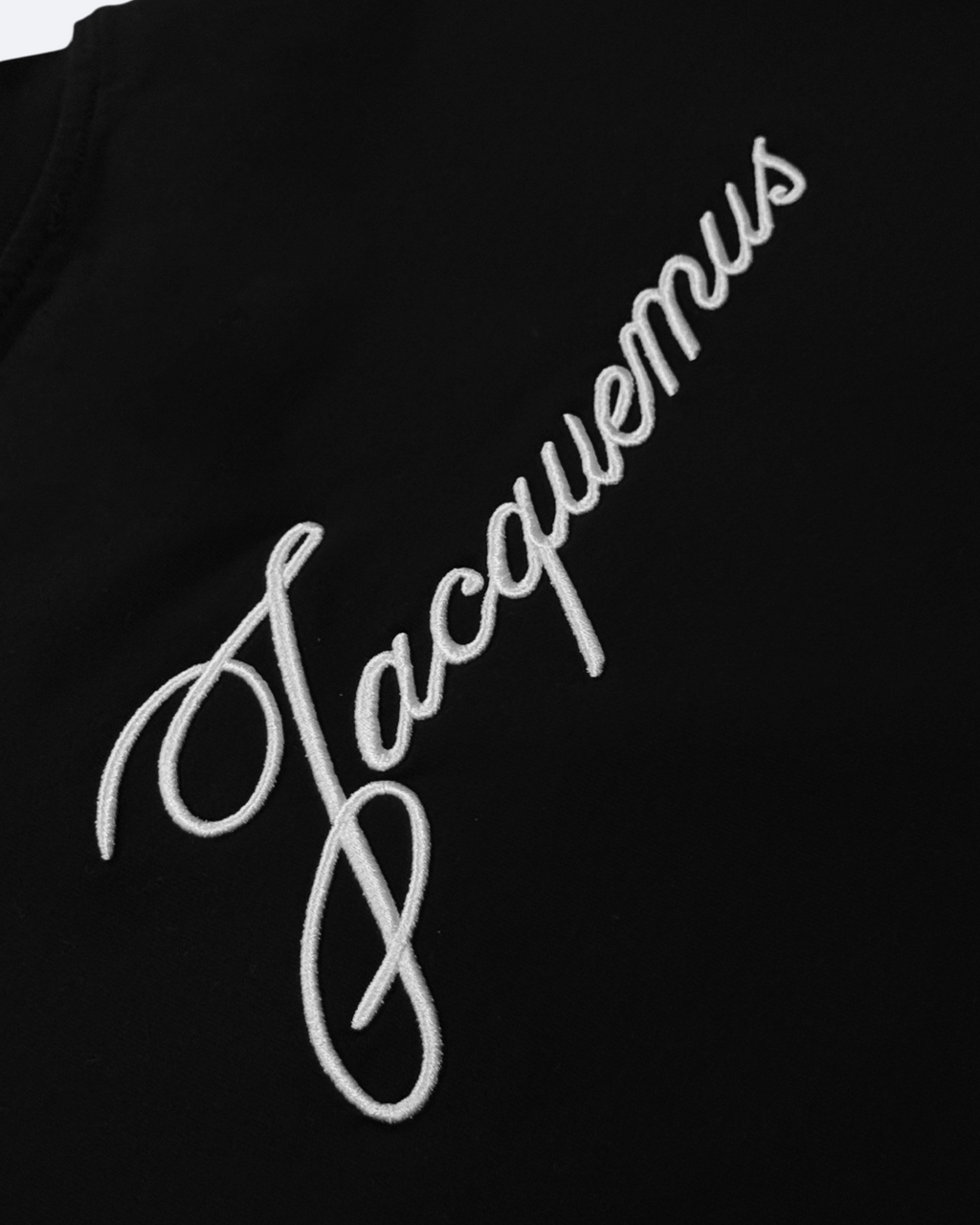 Jacquemus – Tričko s vyšívaným nápisem – Černé