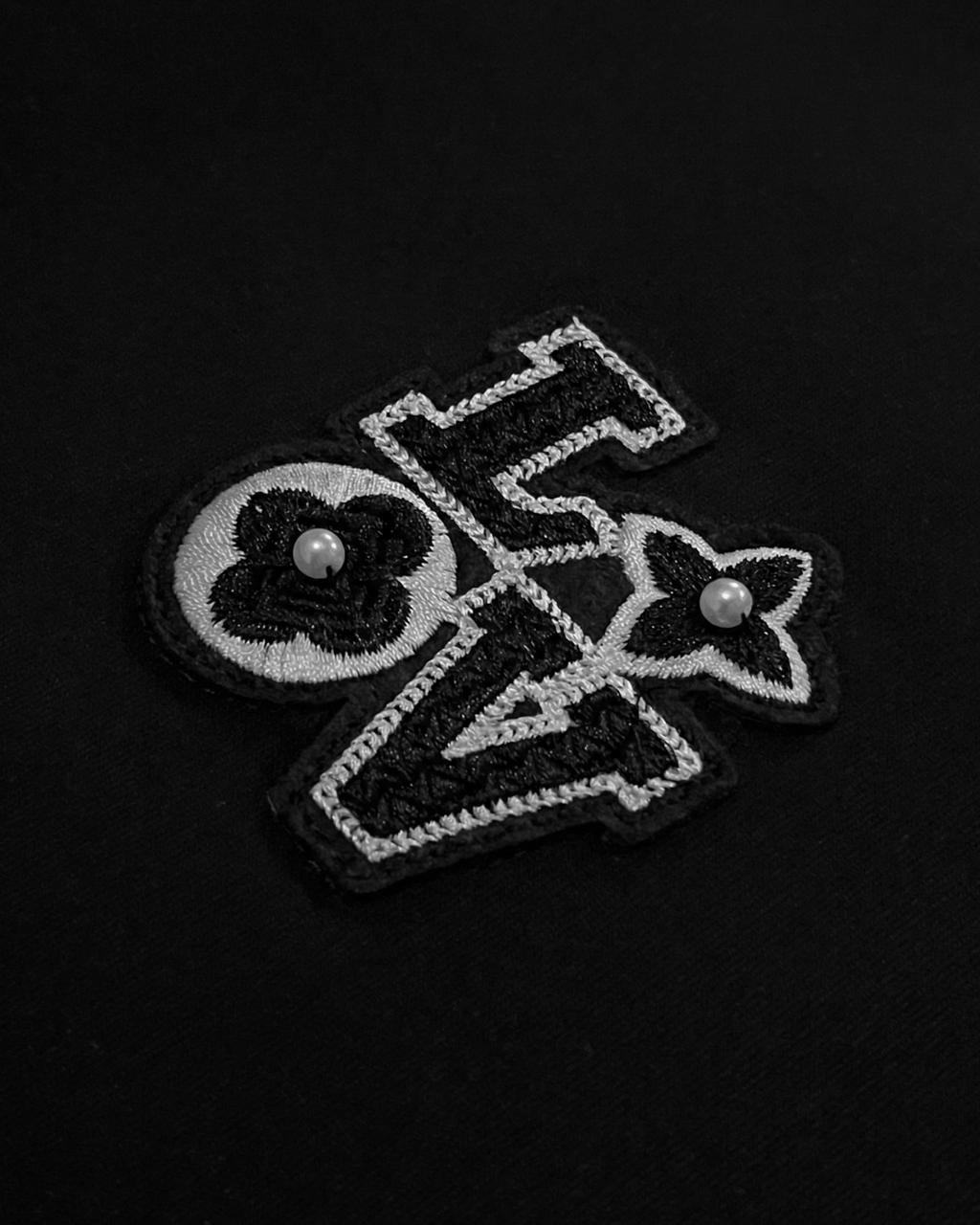 LVTN - Patch T-Shirt - Black