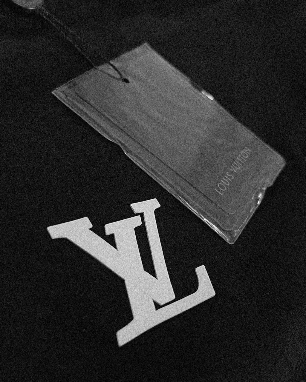 Louis Vuitton - Tričko LV Rubber Logo oversized - černé