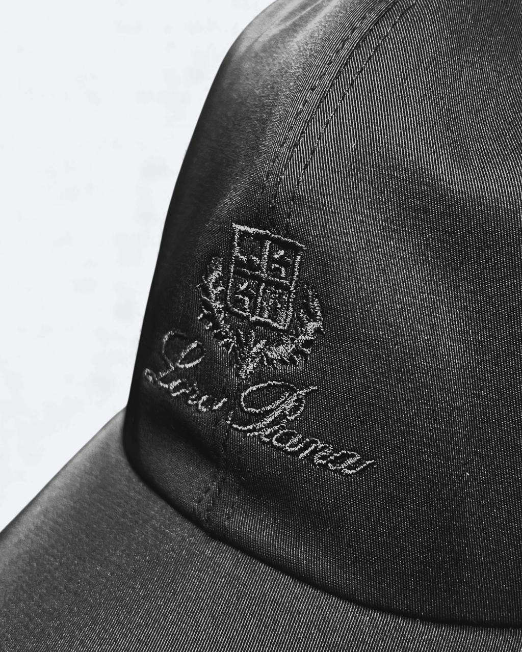 Loro Piana – Kšiltovka s vyšívaným logem – Černá