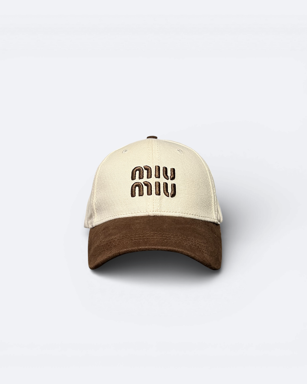 Miu Miu – kšiltovka s vyšívaným logem – krémová/hnědá