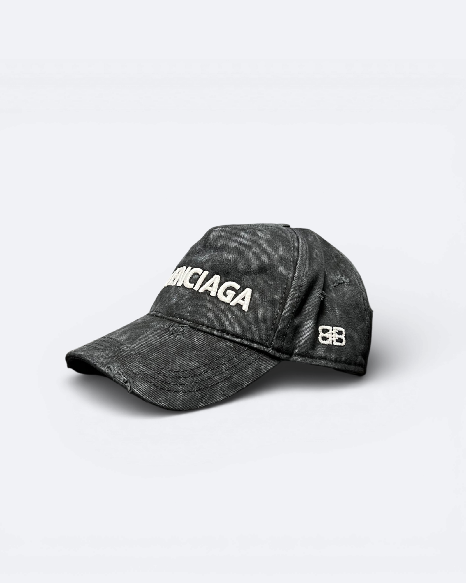 Balenciaga - Kšiltovka Distressed Logotype - černá/bílá