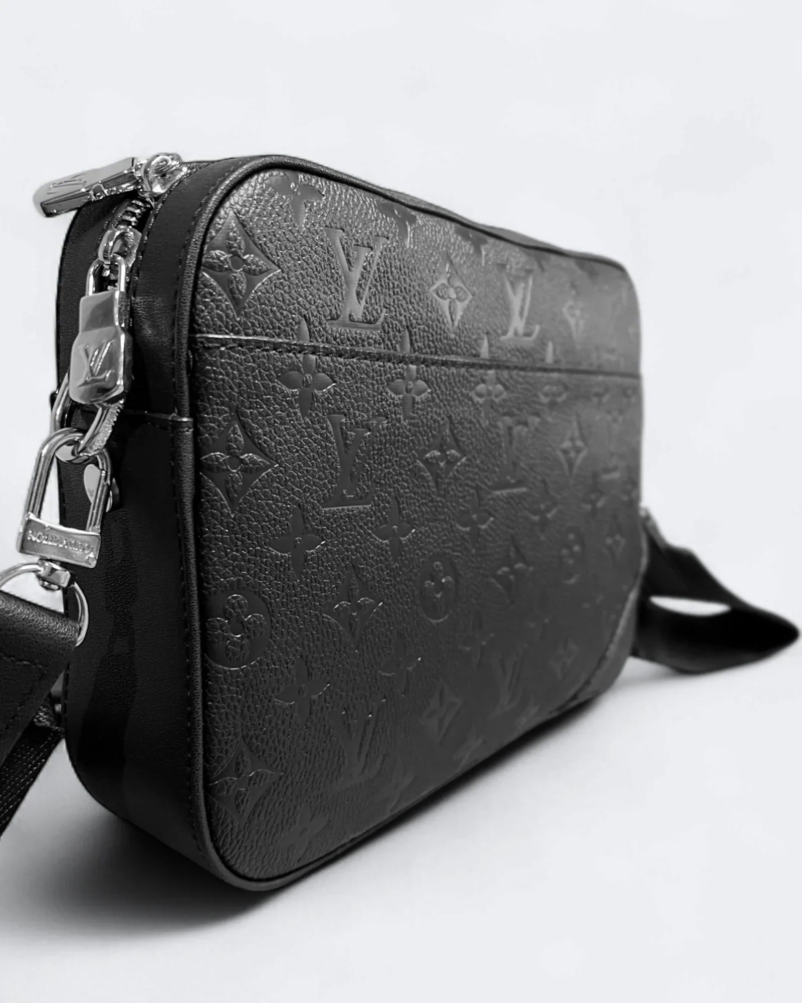 Louis Vuitton – Kožené kabelky Duo s vyraženým monogramem LV – černé