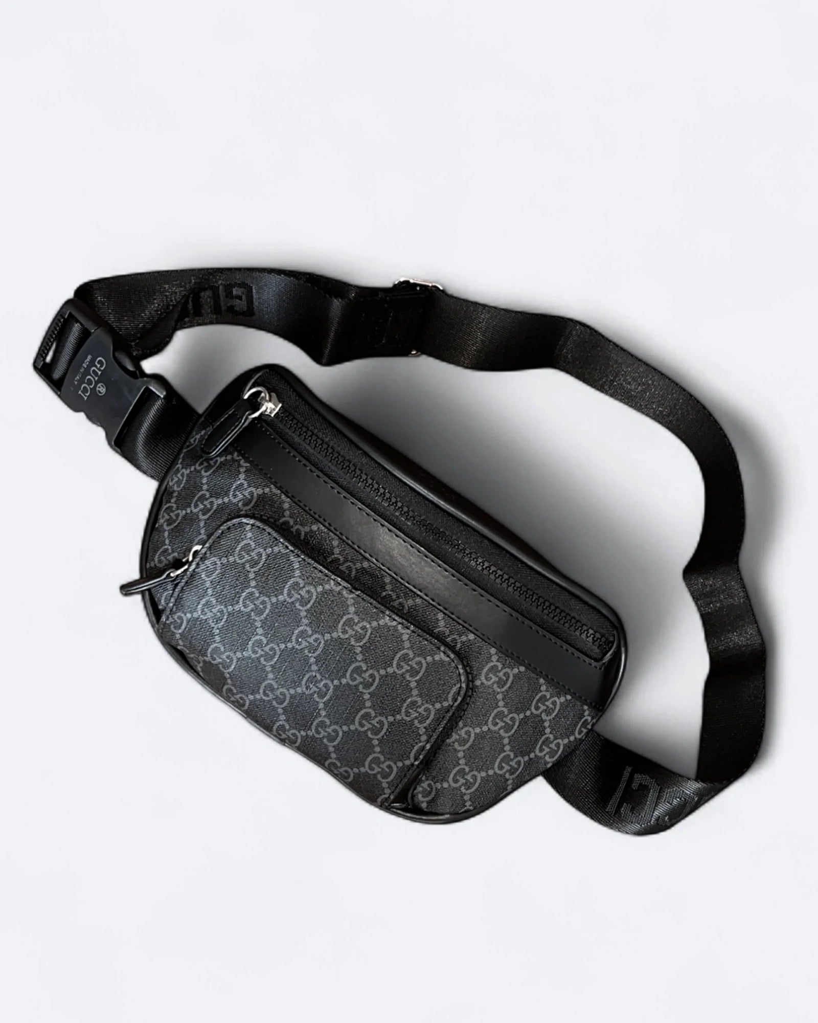 Gucci – plátěná crossbody taška GG – černá