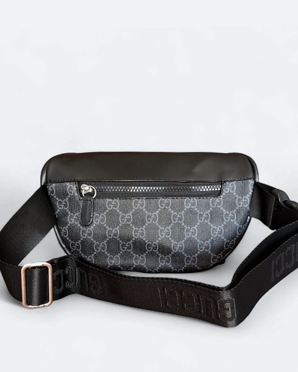 Gucci – plátěná crossbody taška GG – černá