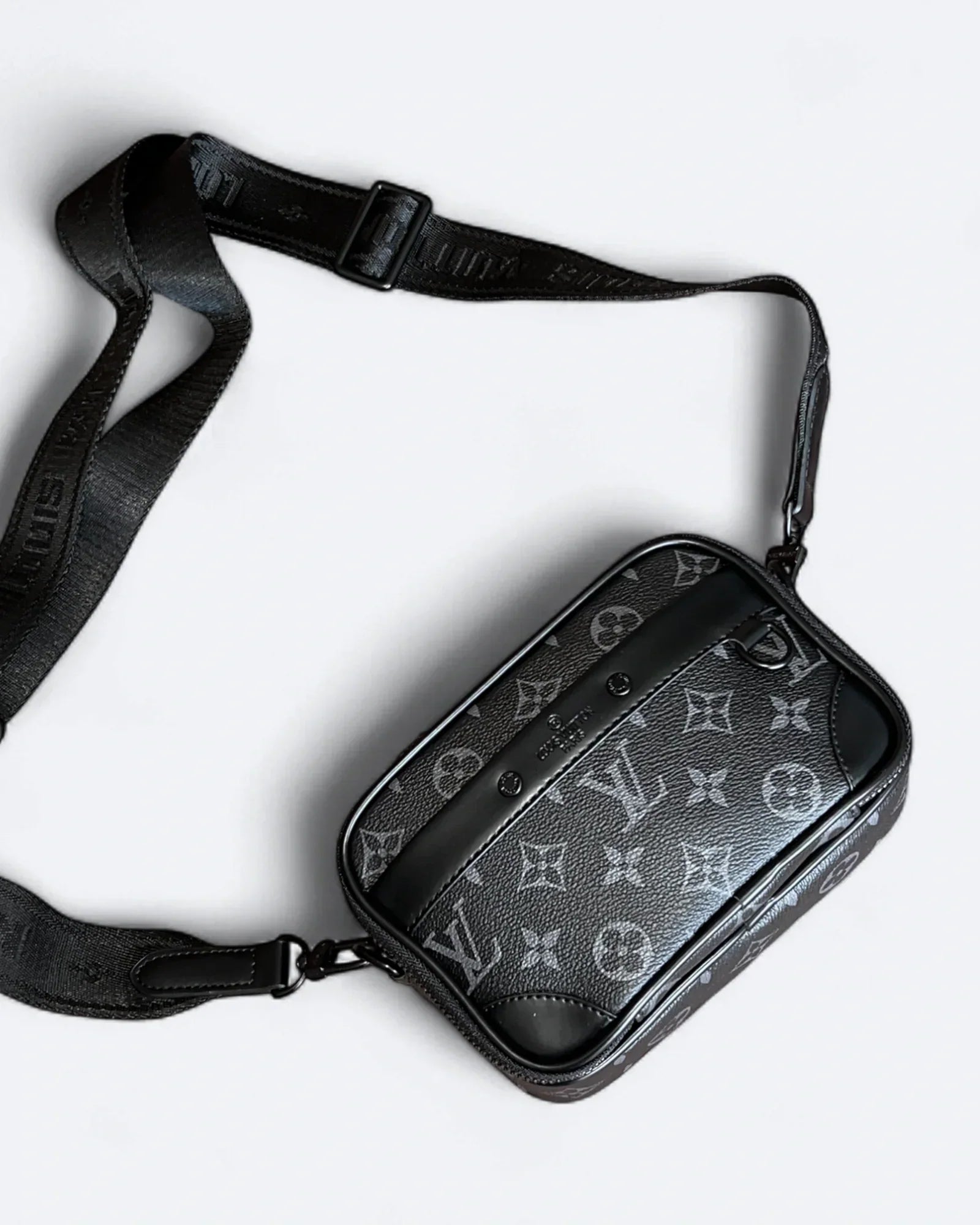 Louis Vuitton - Taška Alpha Crossbody - černá