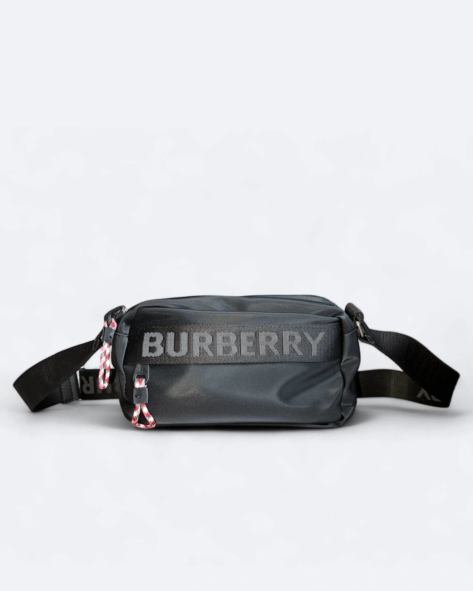Burberry – crossbody kabelka – černá