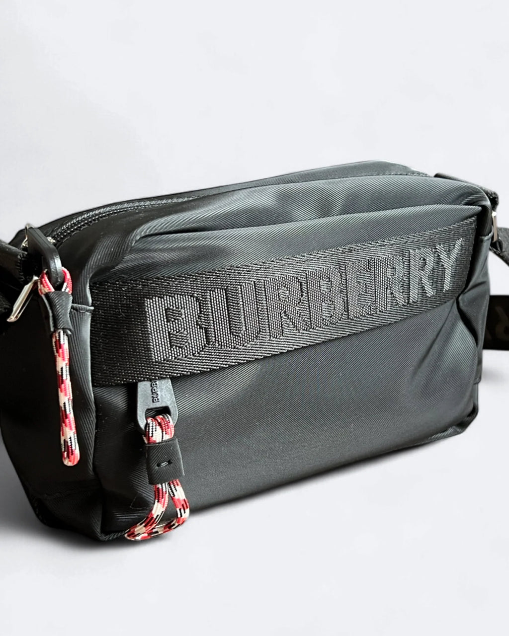 Burberry – crossbody kabelka – černá