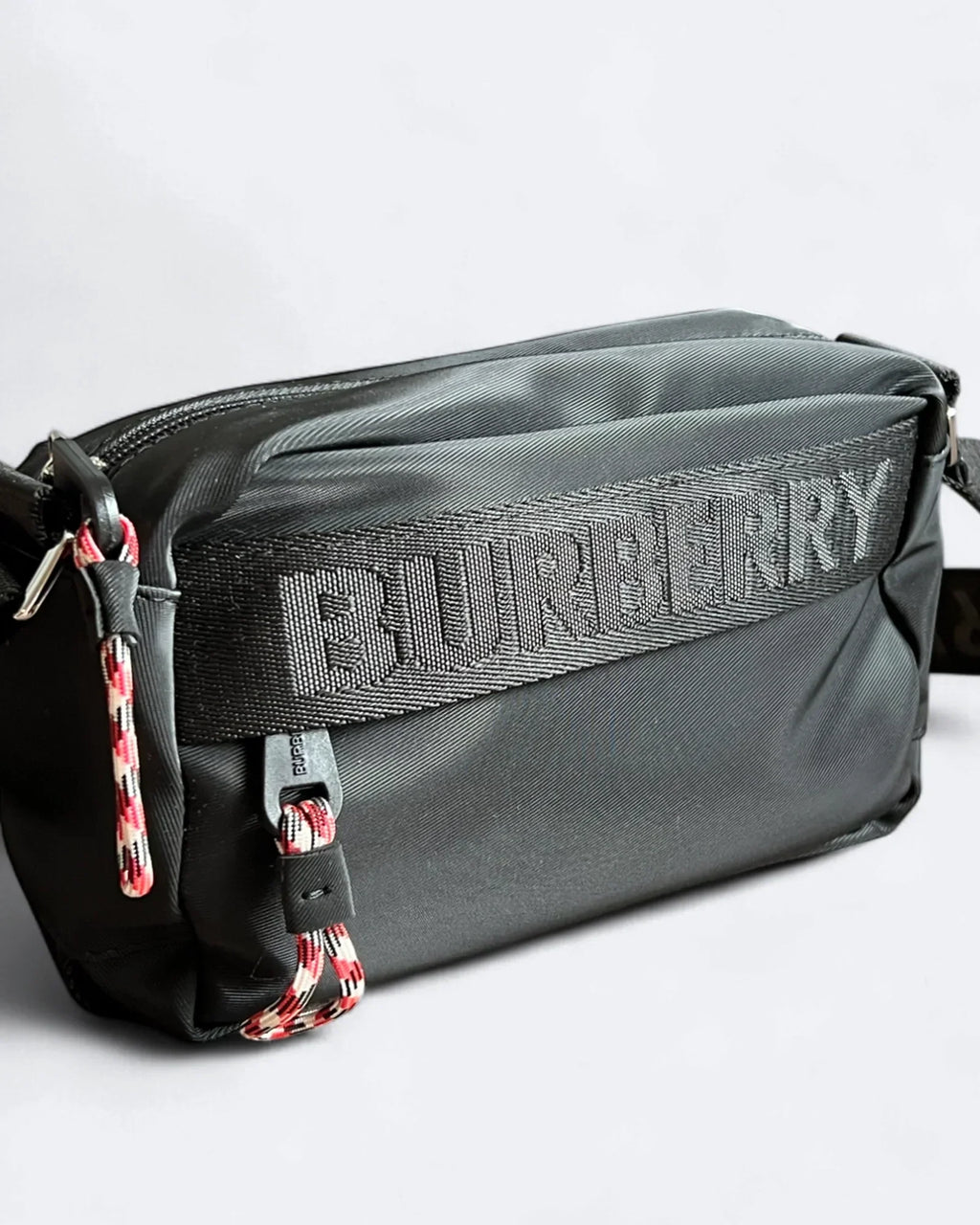 Burberry – crossbody kabelka – černá