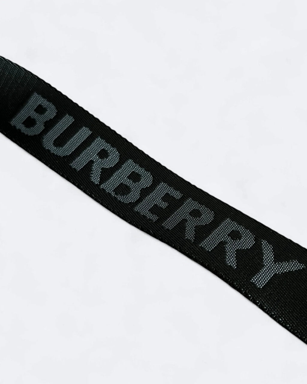 Burberry – crossbody kabelka – černá