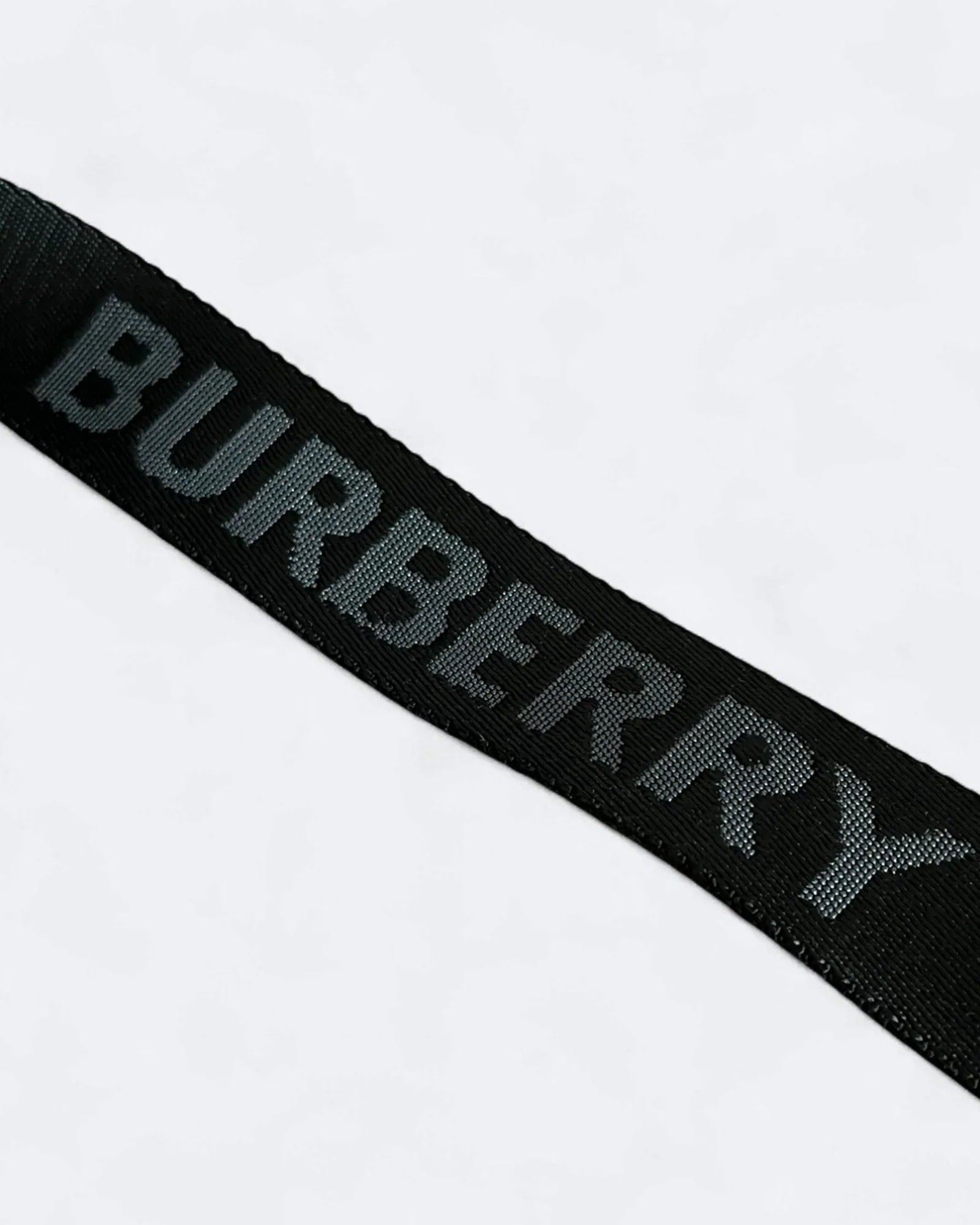 Burberry – crossbody kabelka – černá