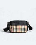 Burberry – Crossbody taška se vzorem kostky – černá