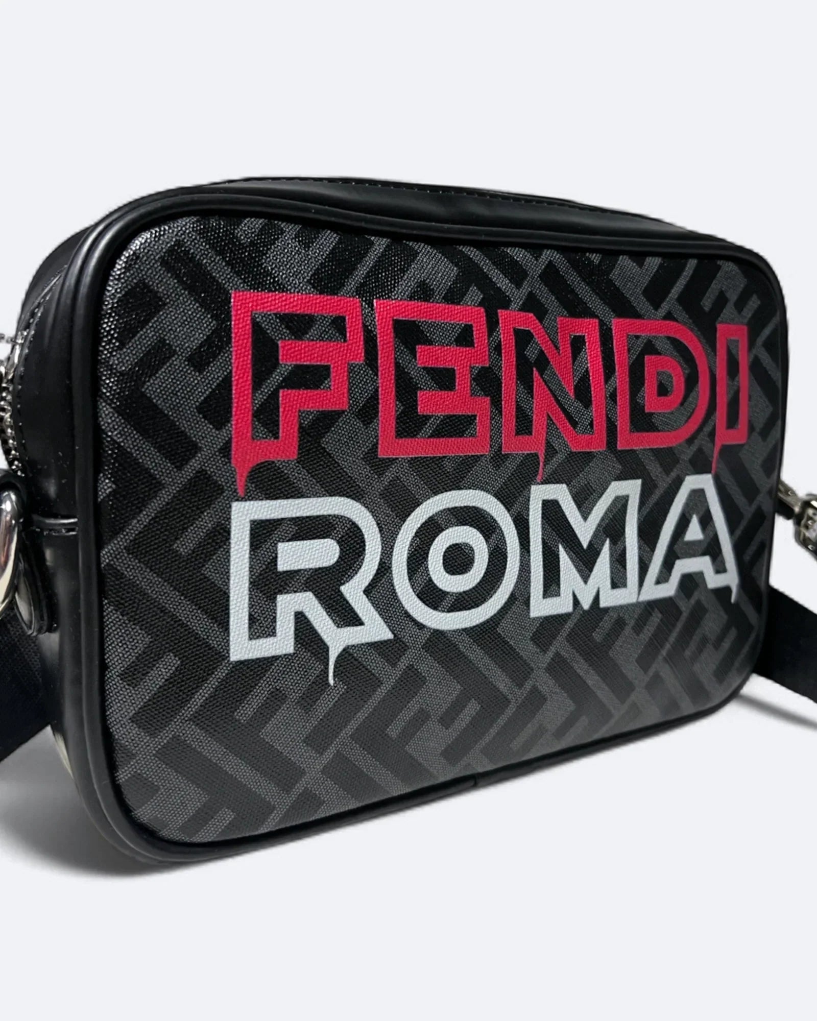 Fendi – taška přes rameno Graffiti – černá