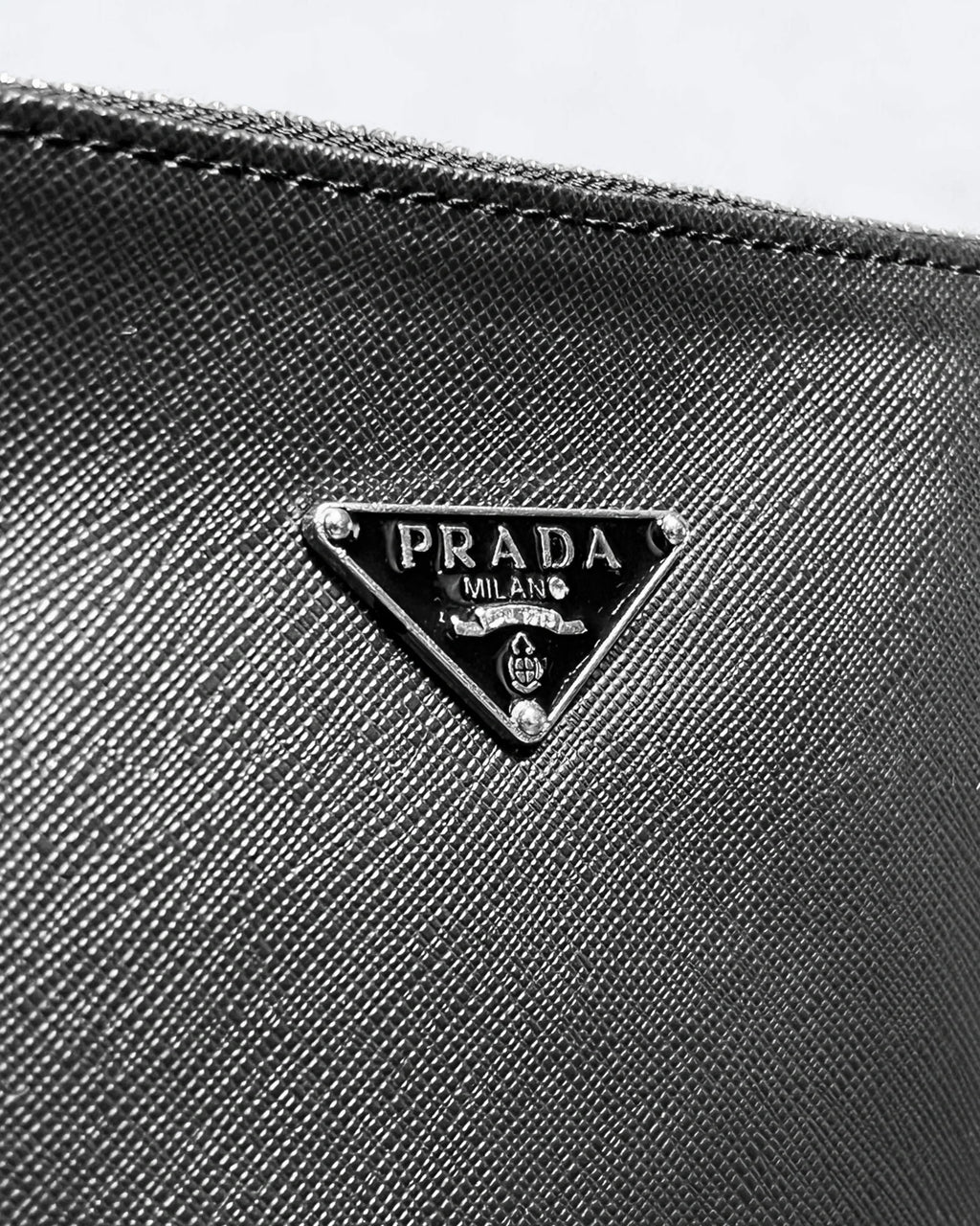 Prada – Pouzdro na portfolio – Černá