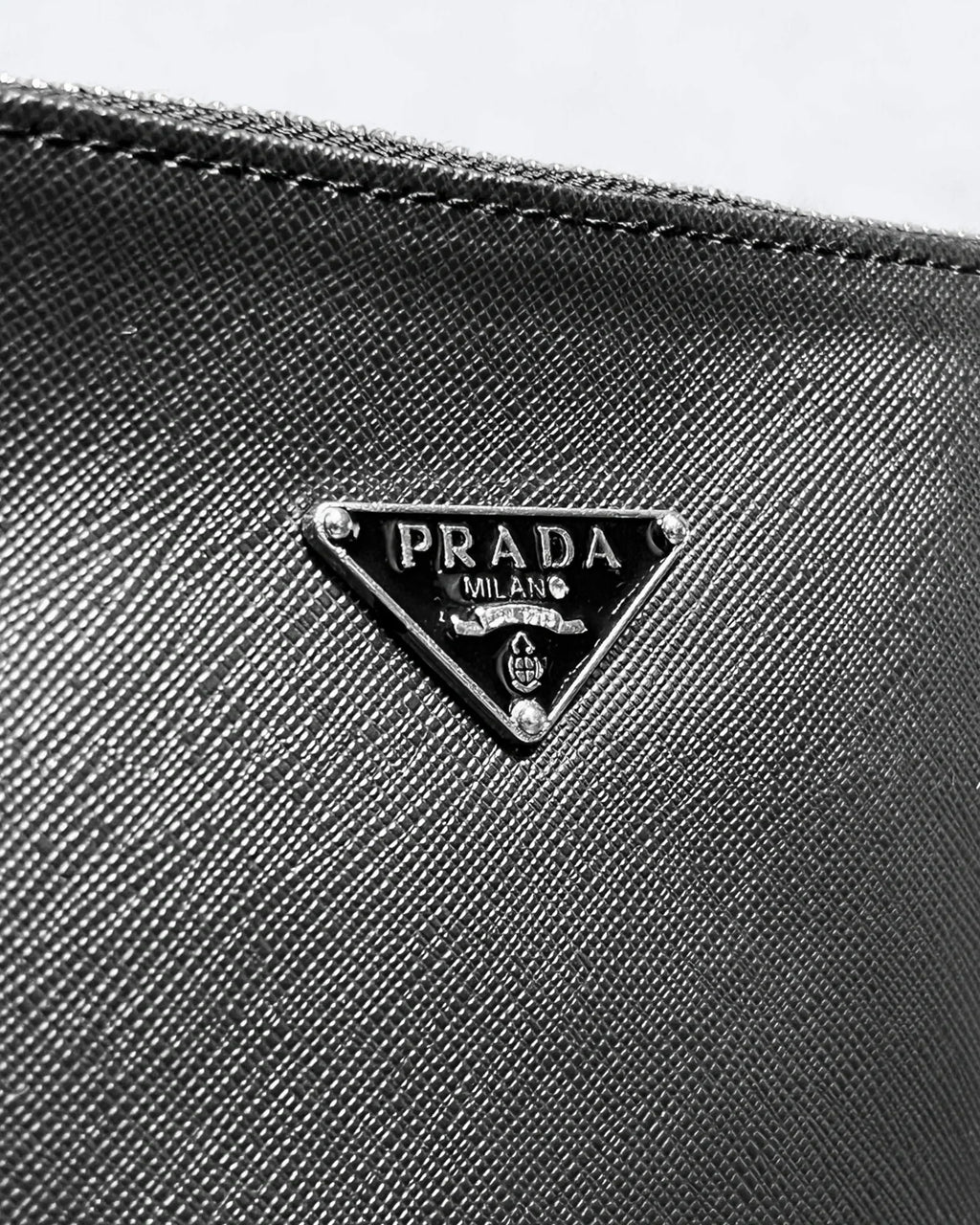 Prada – Pouzdro na portfolio – Černá