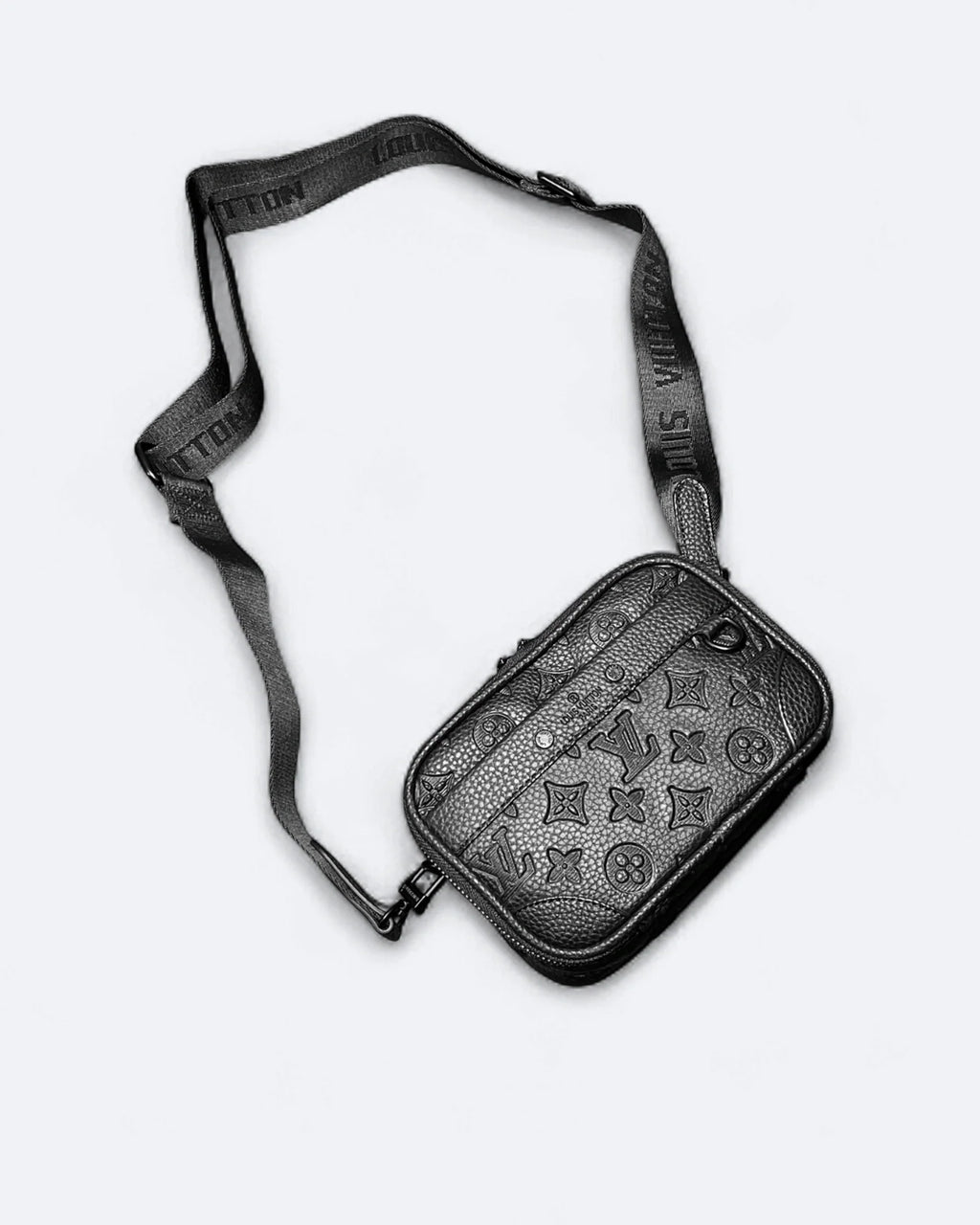 LVTN – Crossbody kabelka Alpha z embosované kůže – černá
