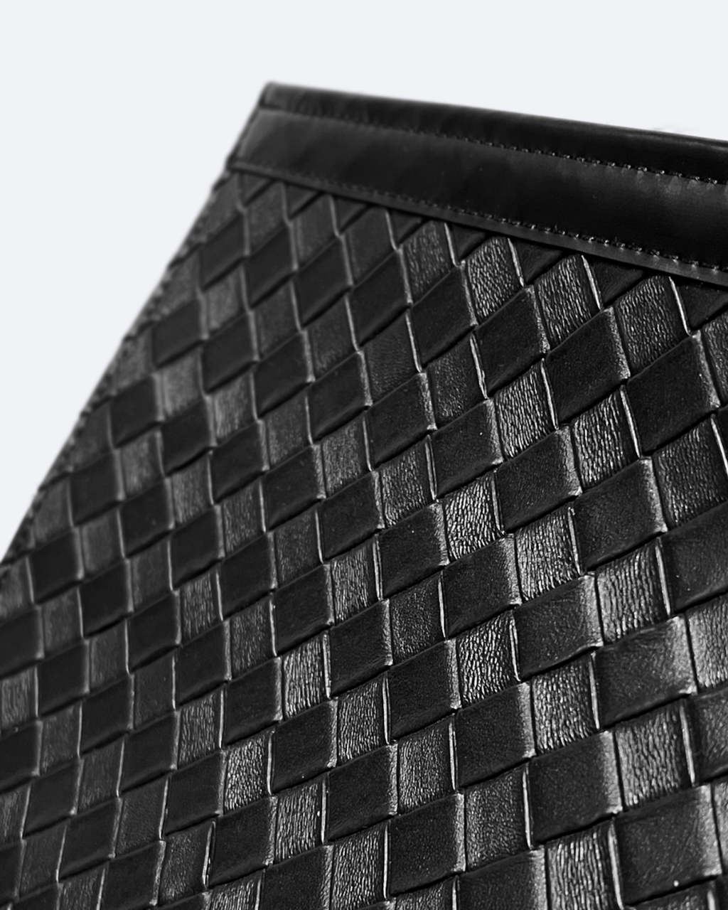 Bottega Veneta – Kožená proplétaná kabelka – černá