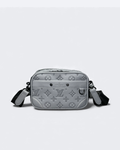 LVTN – Crossbody kabelka s reliéfním vzorem z kůže Alpha – šedá