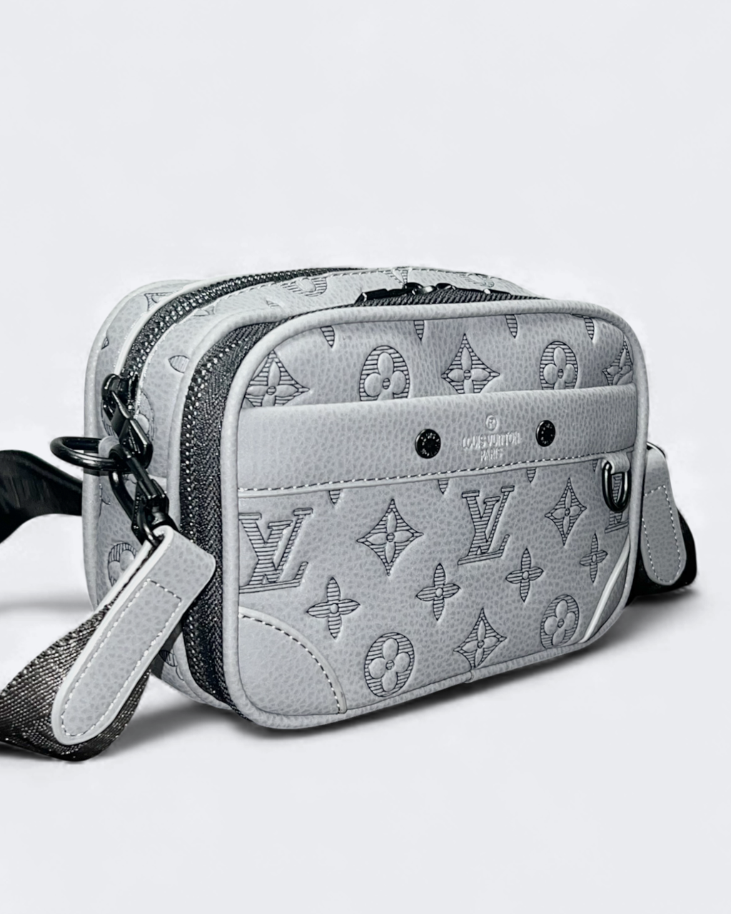 LVTN – Crossbody kabelka s reliéfním vzorem z kůže Alpha – šedá