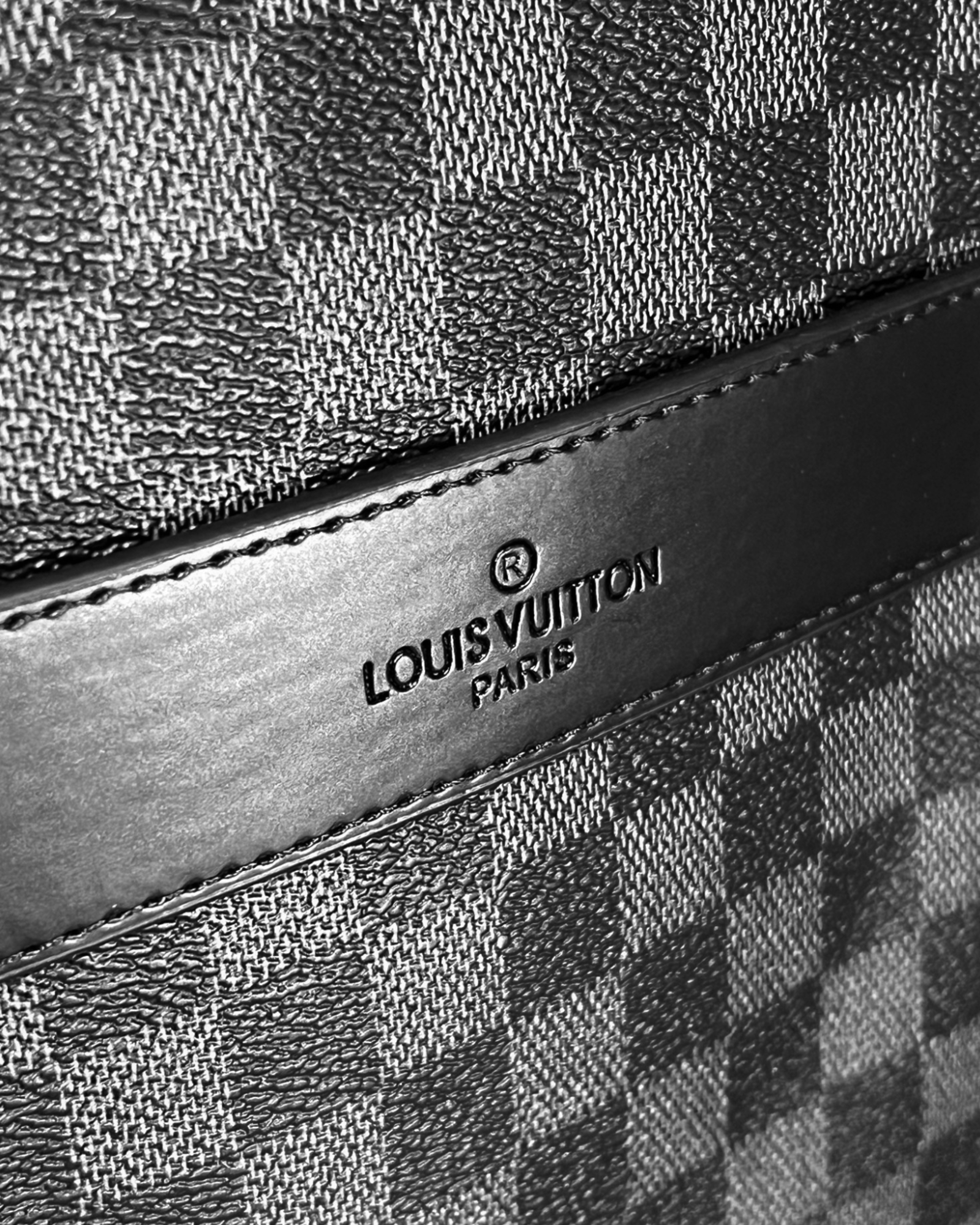 LVTN – obchodní taška Damier – černá