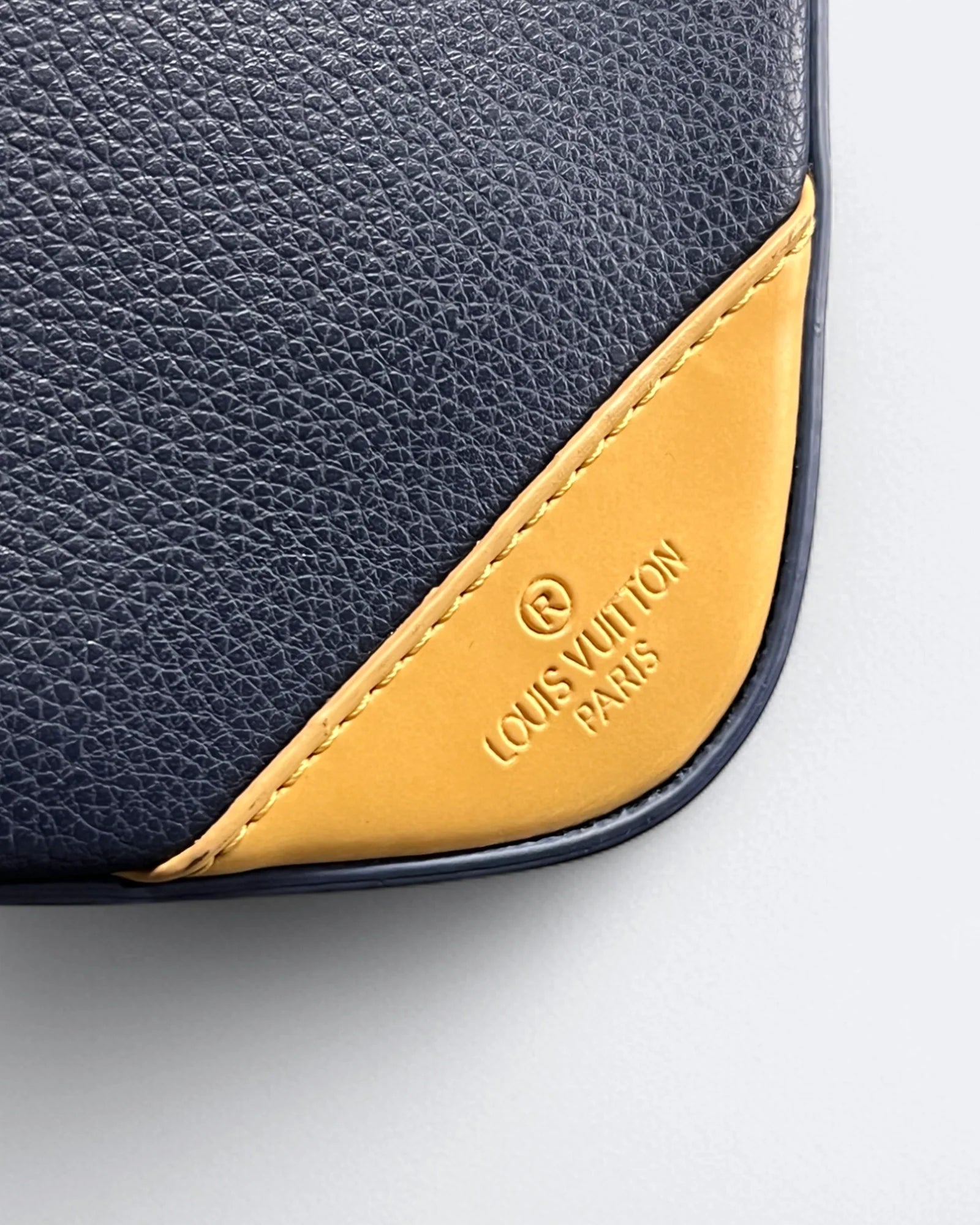 Louis Vuitton – Kožené trojité tašky – Modré