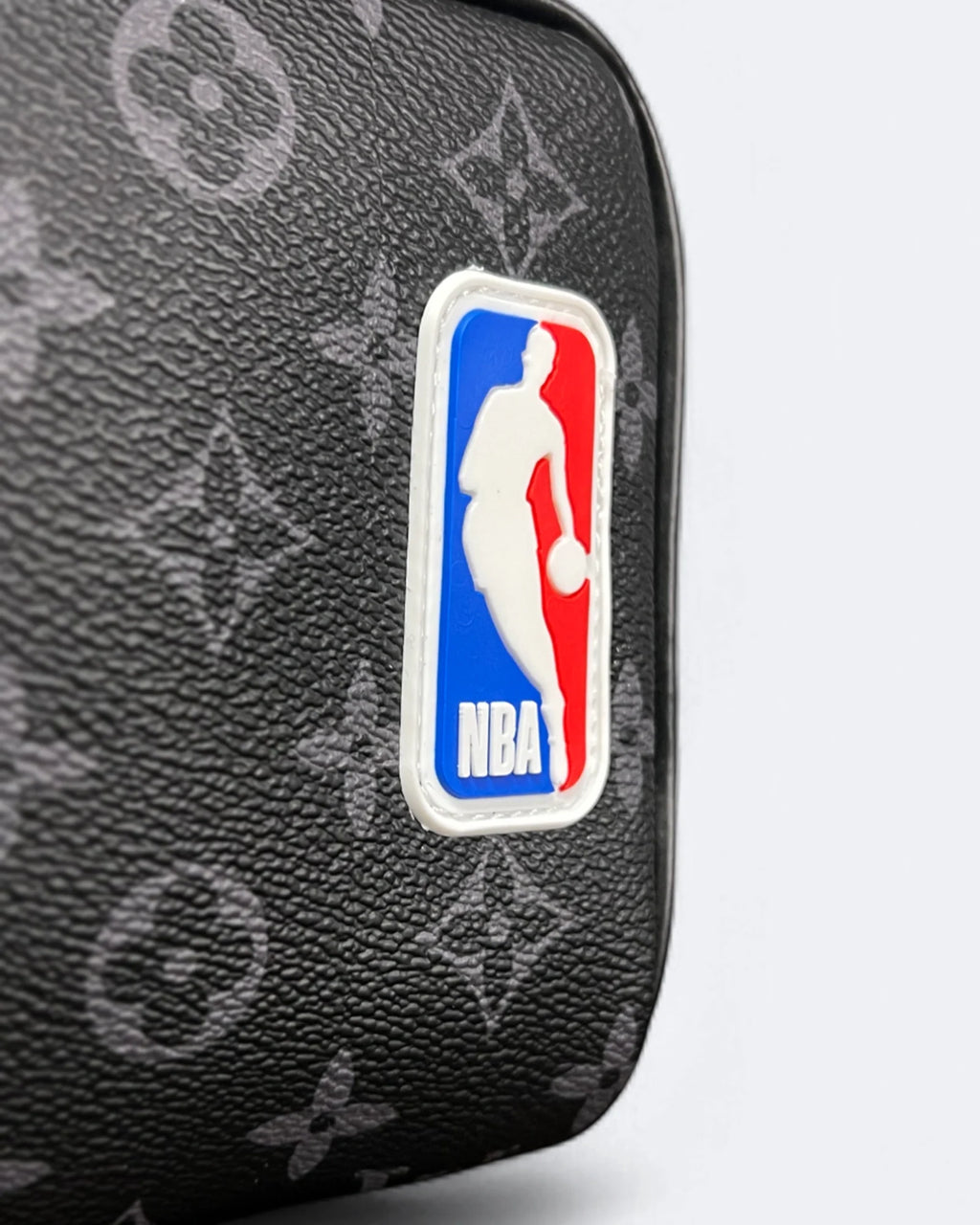 Louis Vuitton - Kabelka LV x NBA - černá