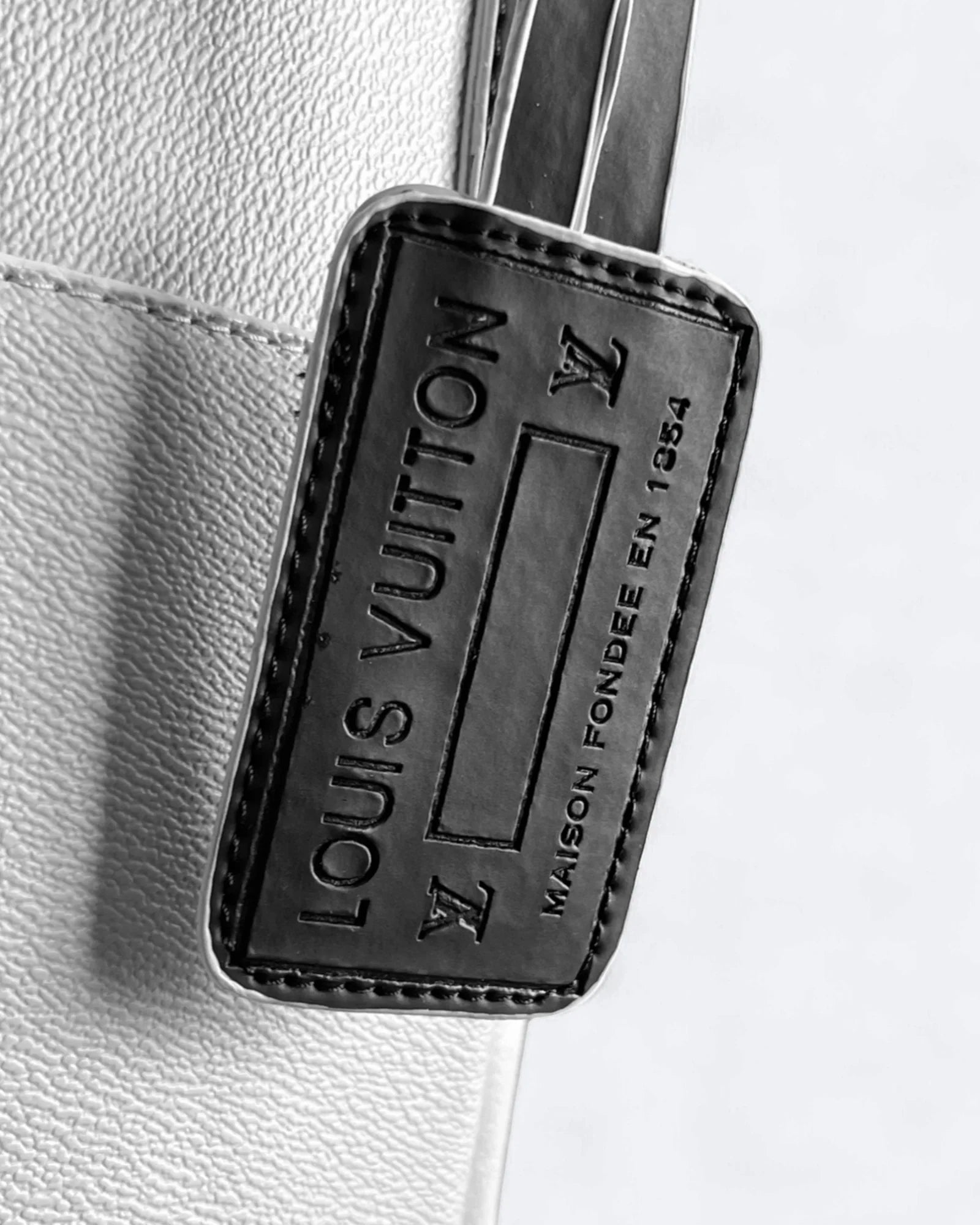 Louis Vuitton – Kožený batoh Takeoff – Bílý
