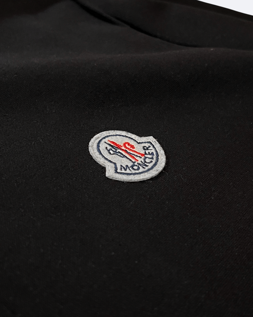 Moncler - Mikina s polovičním zipem s logem - Černá