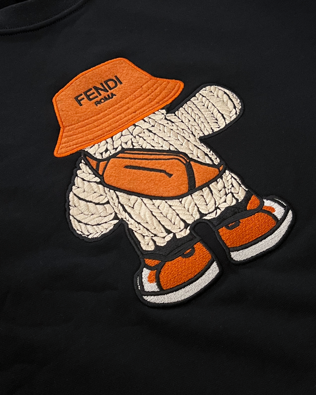 Fendi - Mikina s vyšitým maskotem - Černá