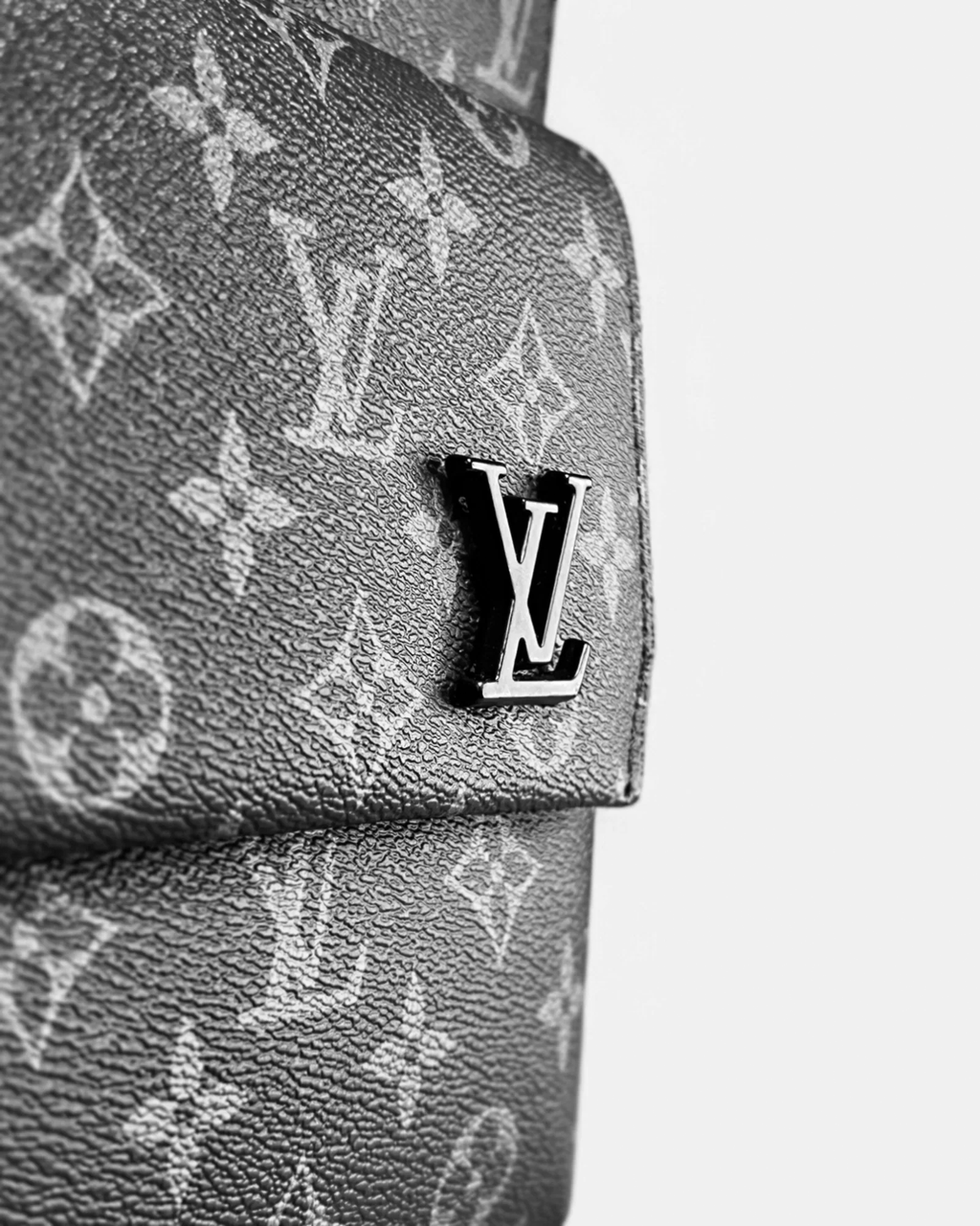 LVTN – batoh LV Pattern Takeoff – černá
