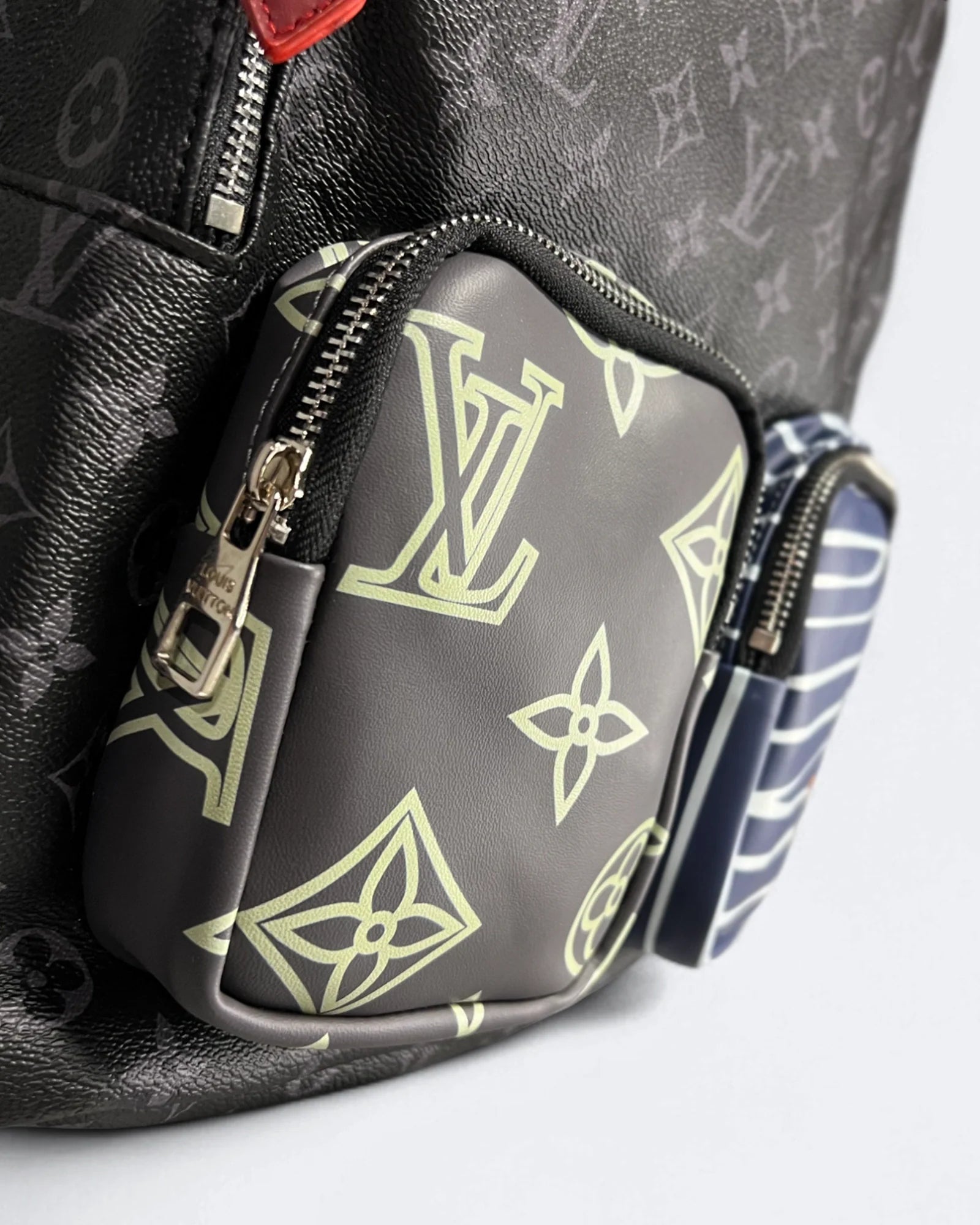 Louis Vuitton - batoh LV Pattern Multipocket - černý