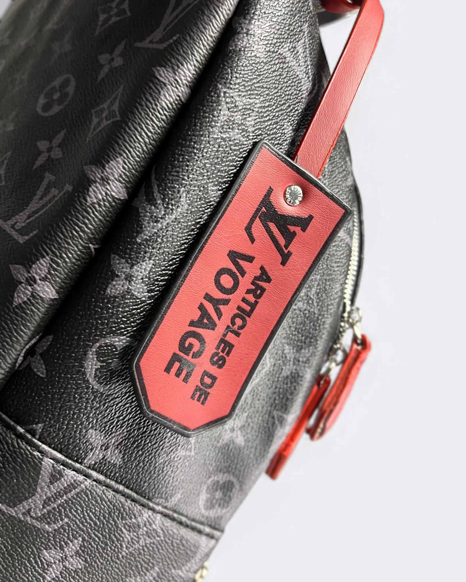 Louis Vuitton - batoh LV Pattern Multipocket - černý