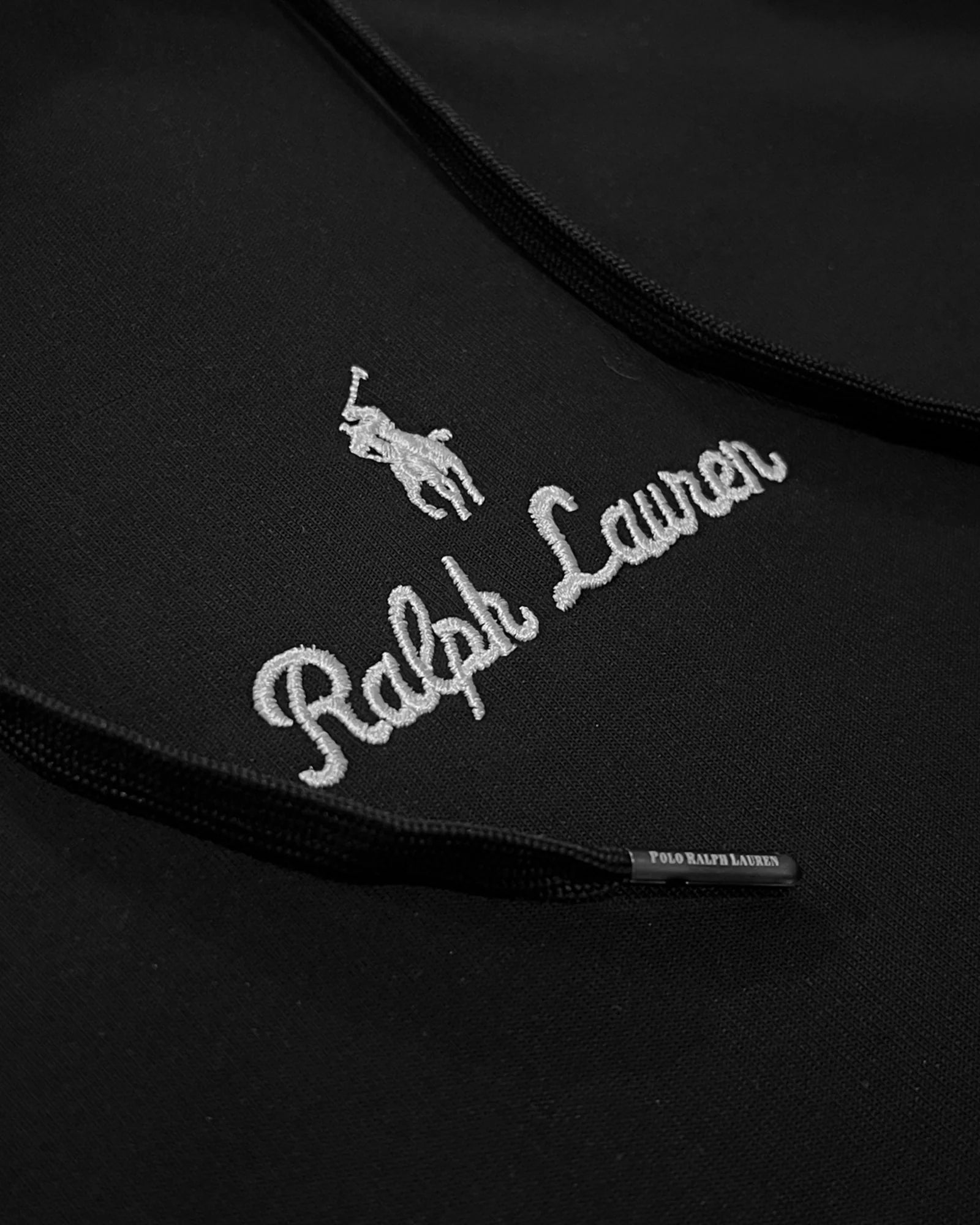Ralph Lauren - mikina s kapucí s výšivkou loga Signature – černá