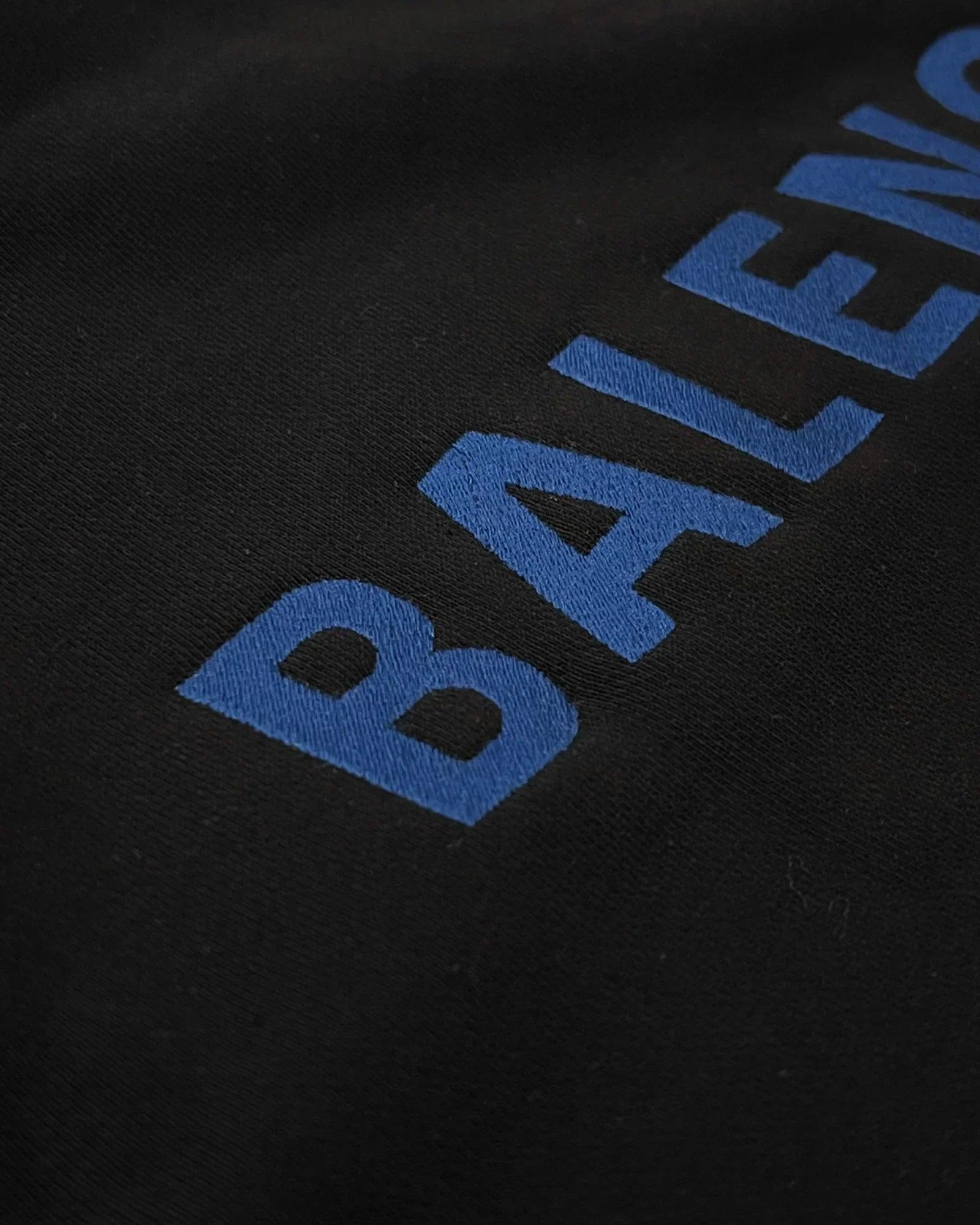 Balenciaga - Mikina s modrou logem - černá