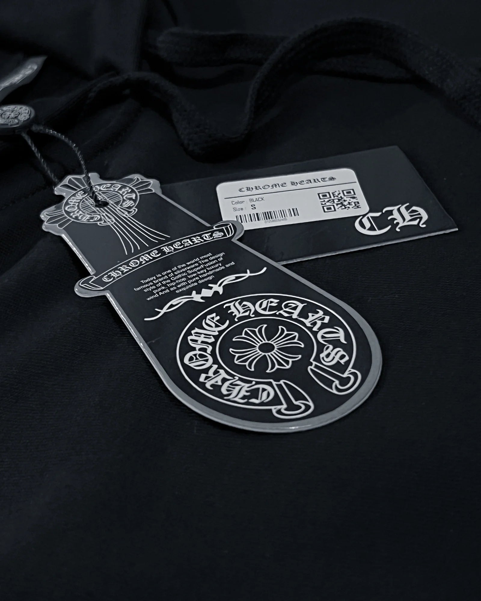 Chrome Hearts – Černá mikina s kapucí a červeným logem