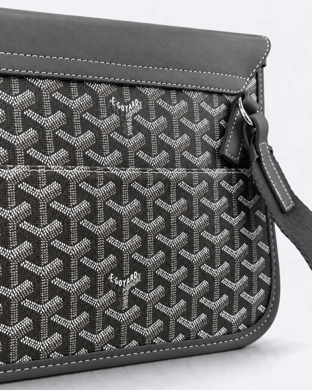 Goyard - Coursier Messenger Bag - Gray