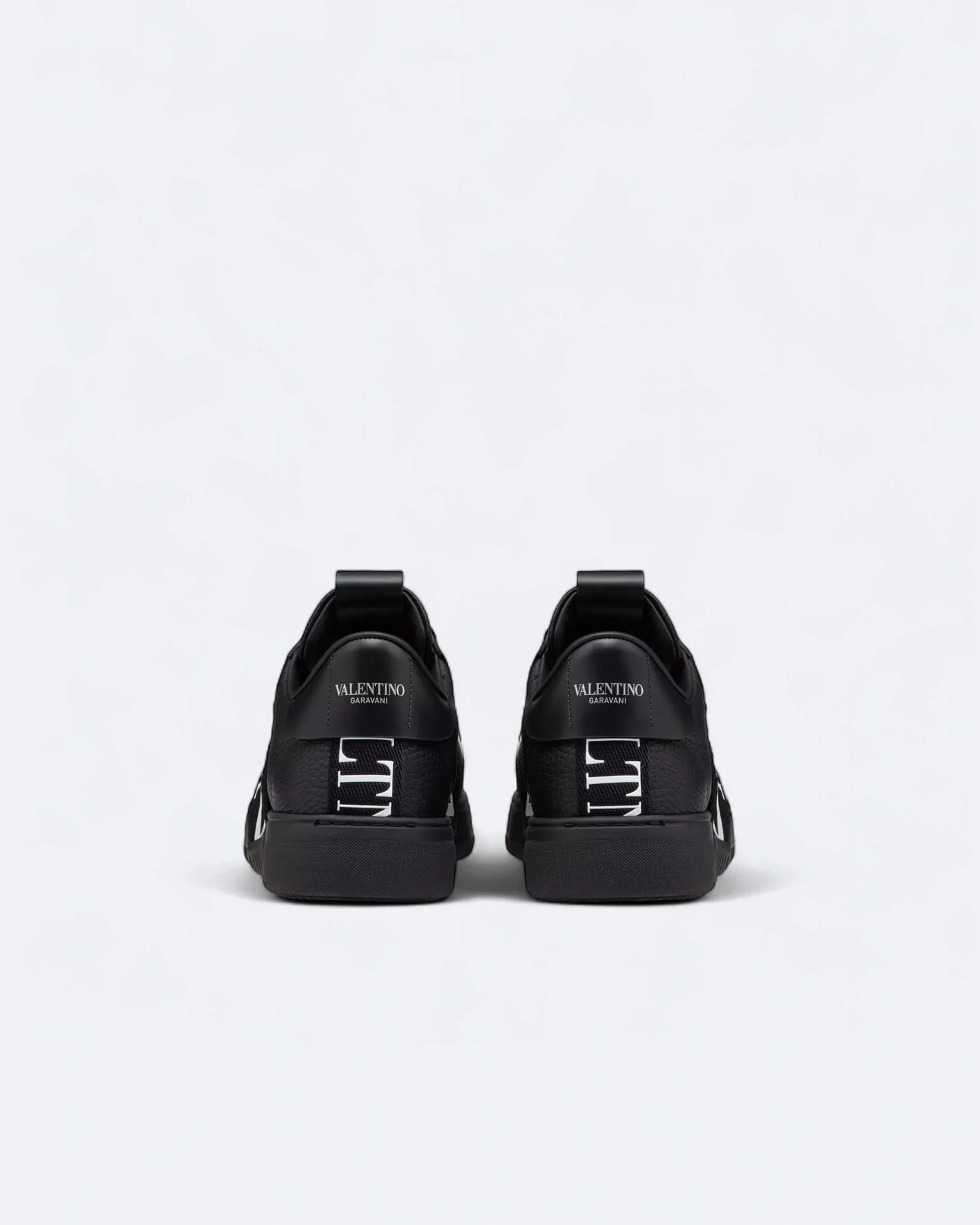 Valentino - Low-Top Calfskin Vl7N Sneakers - Black