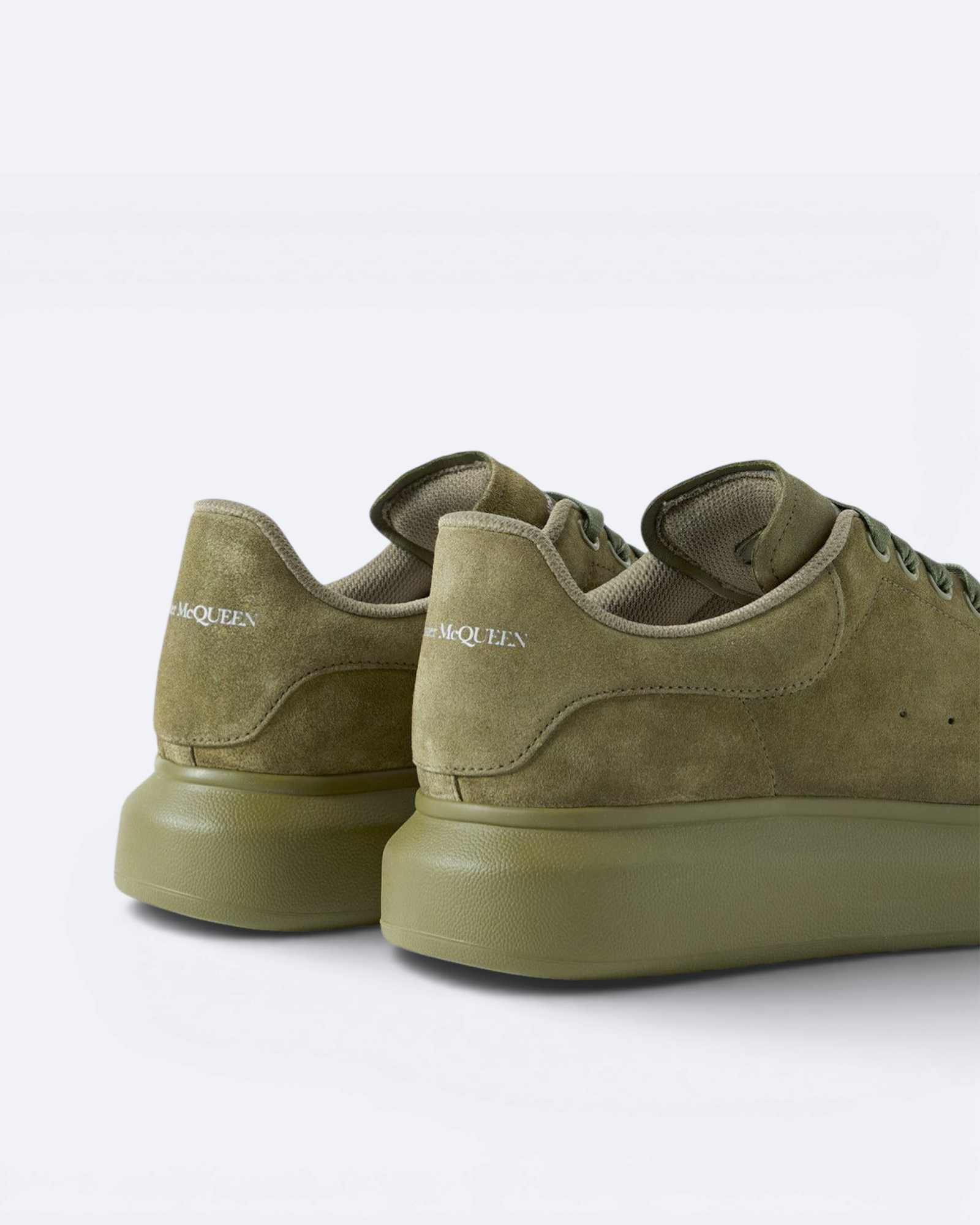 Alexander McQueen - Oversized tenisky - Sametová khaki