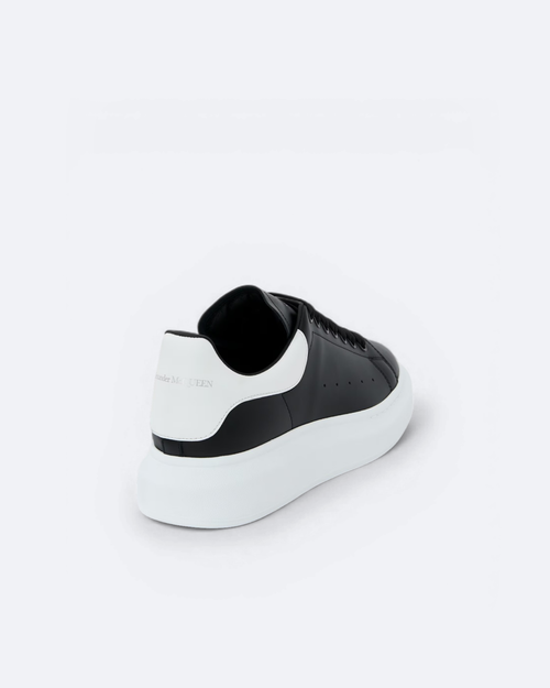 Alexander McQueen – Oversized tenisky – černá/bílá